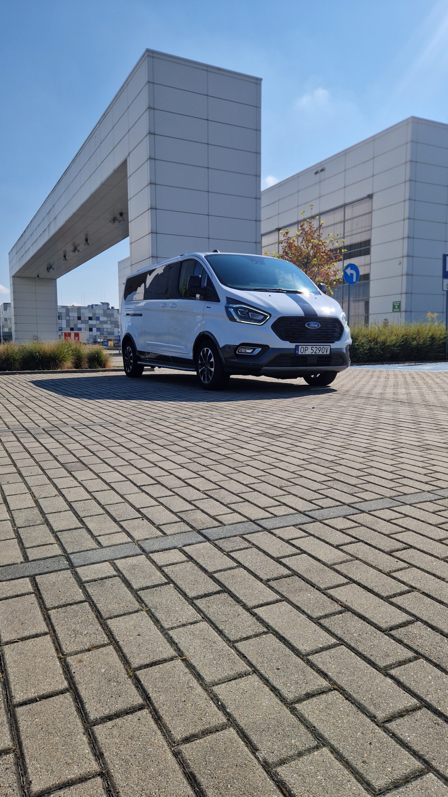 FORD TURNEO CUSTOM LONG