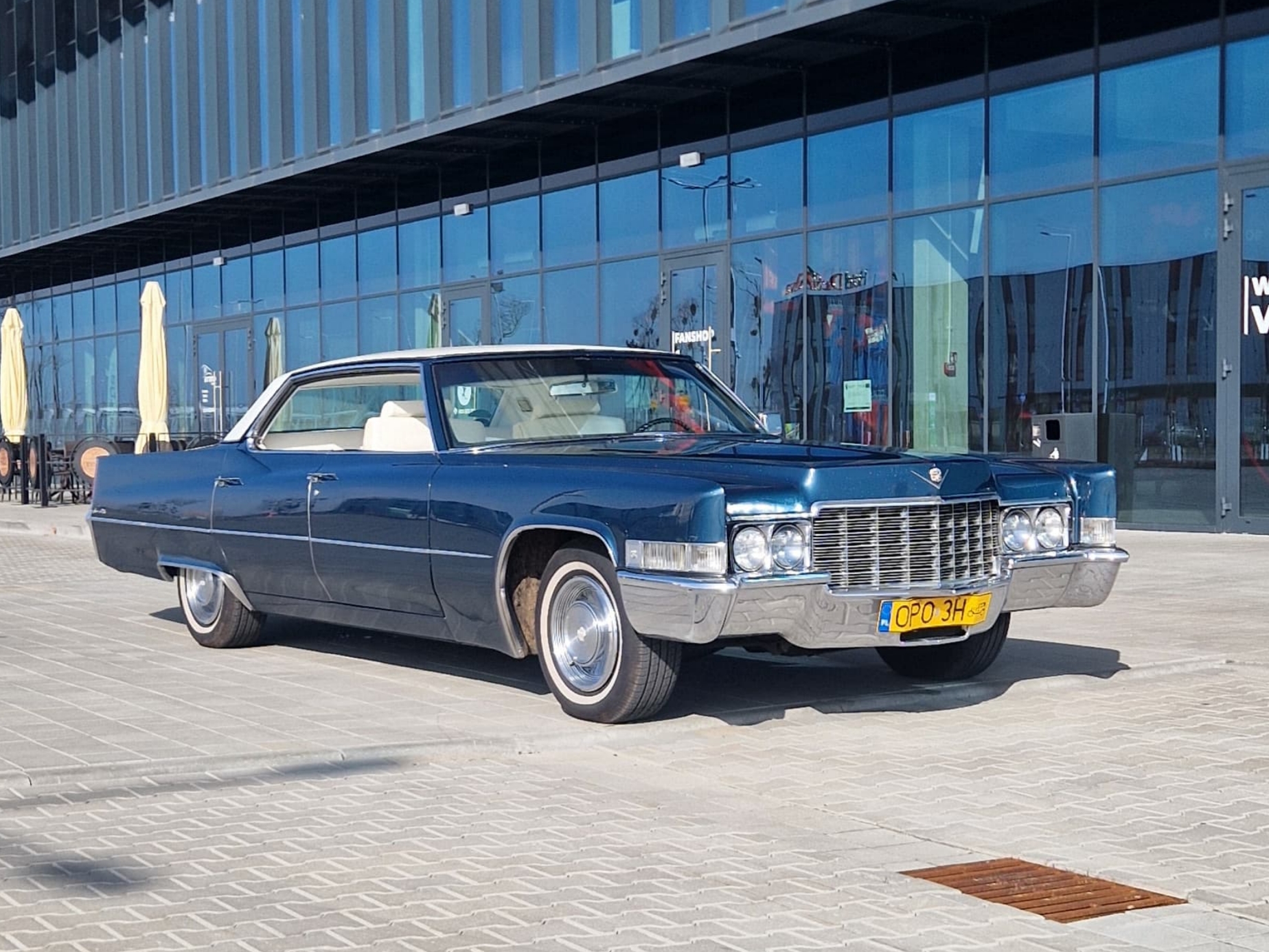 Cadillac Sedan DeVille 1969 na wesele